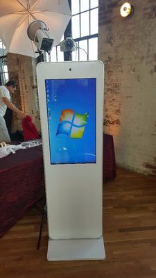 32" Inch LCD floor stand touchscreen self-service PC kiosk photobooth