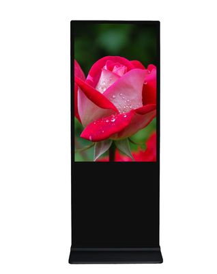 49-дюймовый LCD экран с компьютером внутри